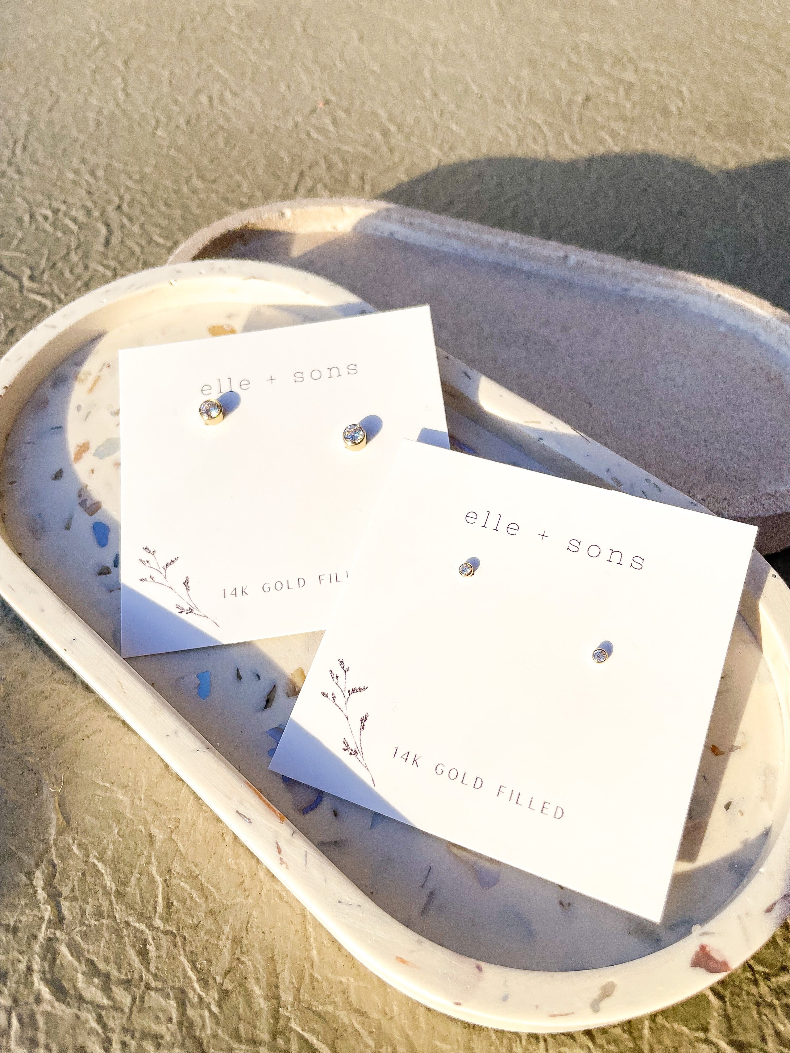 14kgf 14k gold fill heart earrings | elle + sons jewelry